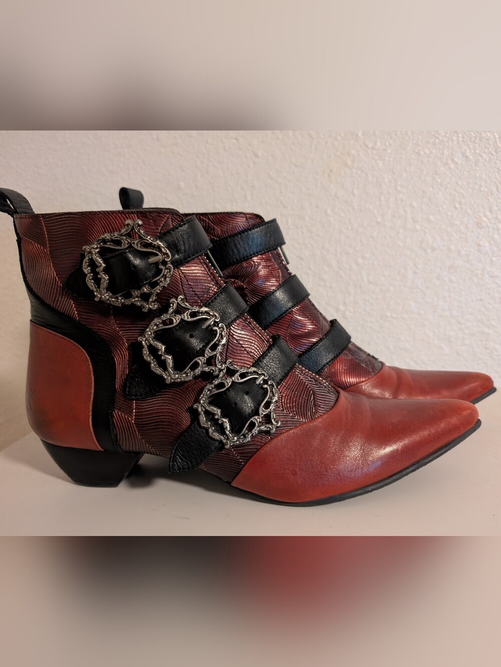 Fluevog Truth Eileen Booties